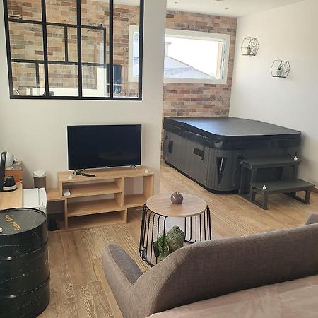 Instant Secret Bed and Breakfast Pourrieres Buitenkant foto
